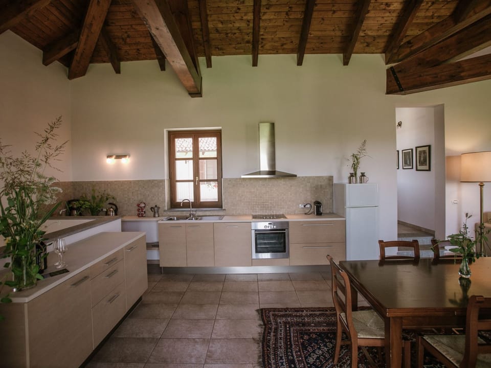 'Barbera' mit Pool Apartment in Piedmont