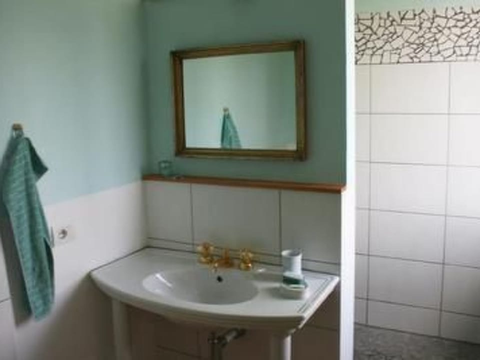 Landgut "Le Torri" mit Pool Apartment in Liguria