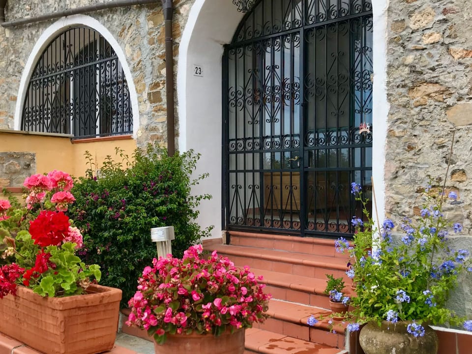 Casa Belvedere Apartment in Liguria