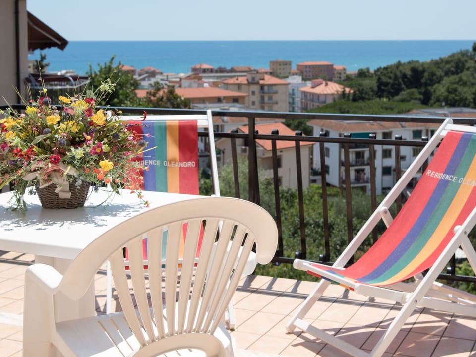 Einzimmerwohnung mit Wasserblick Apartment in Pietra Ligure