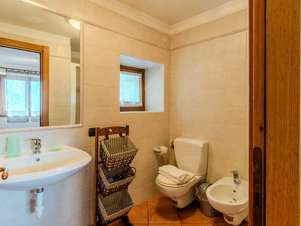 Bathroom / Wellness
