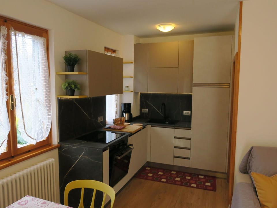 2-stöckige Wohnung mit privatem Garten Apartment in Ledro