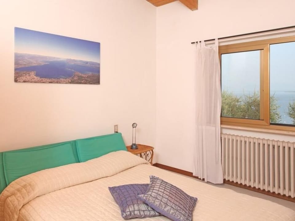 Appartement in Villaggio Sanghen mit Garten, Terrasse und gemeinsamem Pool Apartment in Manerba del Garda