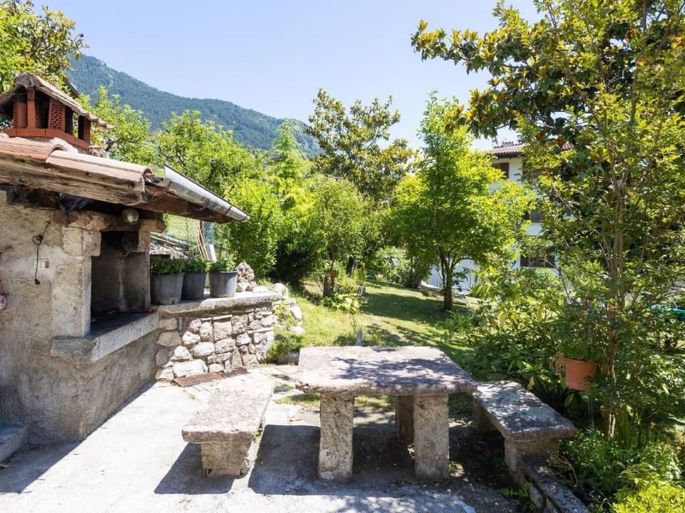Arthur' Wohnung mit Blick aufs Wasser Apartment in Tremosine