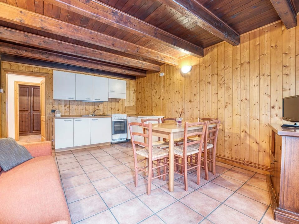 Wohnung im Dorfzentrum Ronco 2 Apartment in Macugnaga