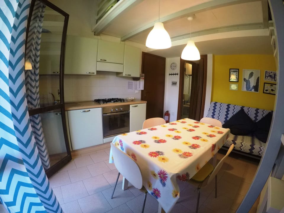 Wohnung im ersten Stock auf zwei Ebenen Apartment in Rosolina Mare