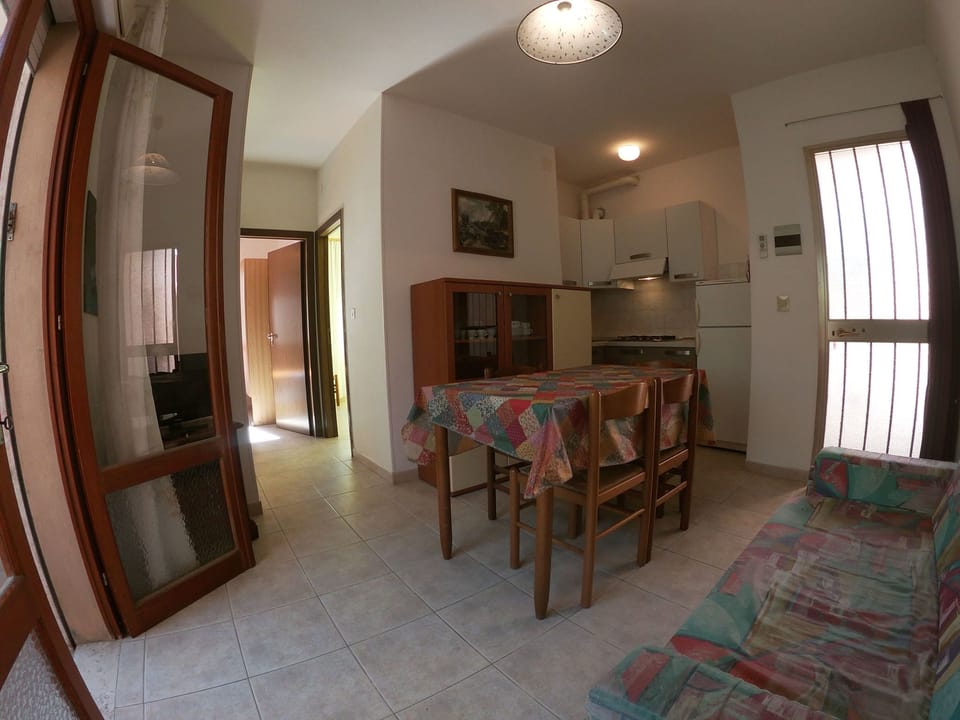 Wohnung im ersten Stock in der Nähe des Meeres u Apartment in Rosolina Mare