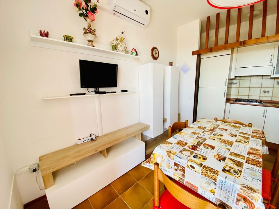 Heller Meerblick, 100 Meter vom Strand entfernt, Klima Apartment in Emilia-Romagna