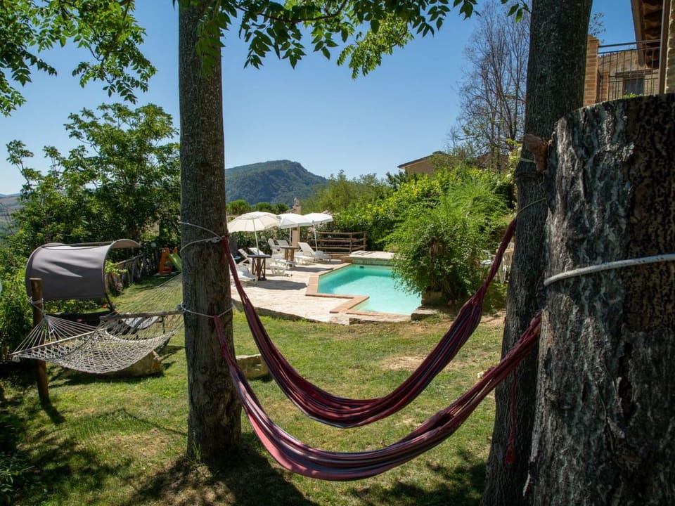 Villa mit privatem Pool in der Nähe des Dorfes Vacation rental in Marche
