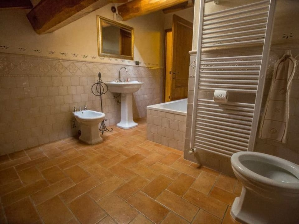 Bathroom / Wellness