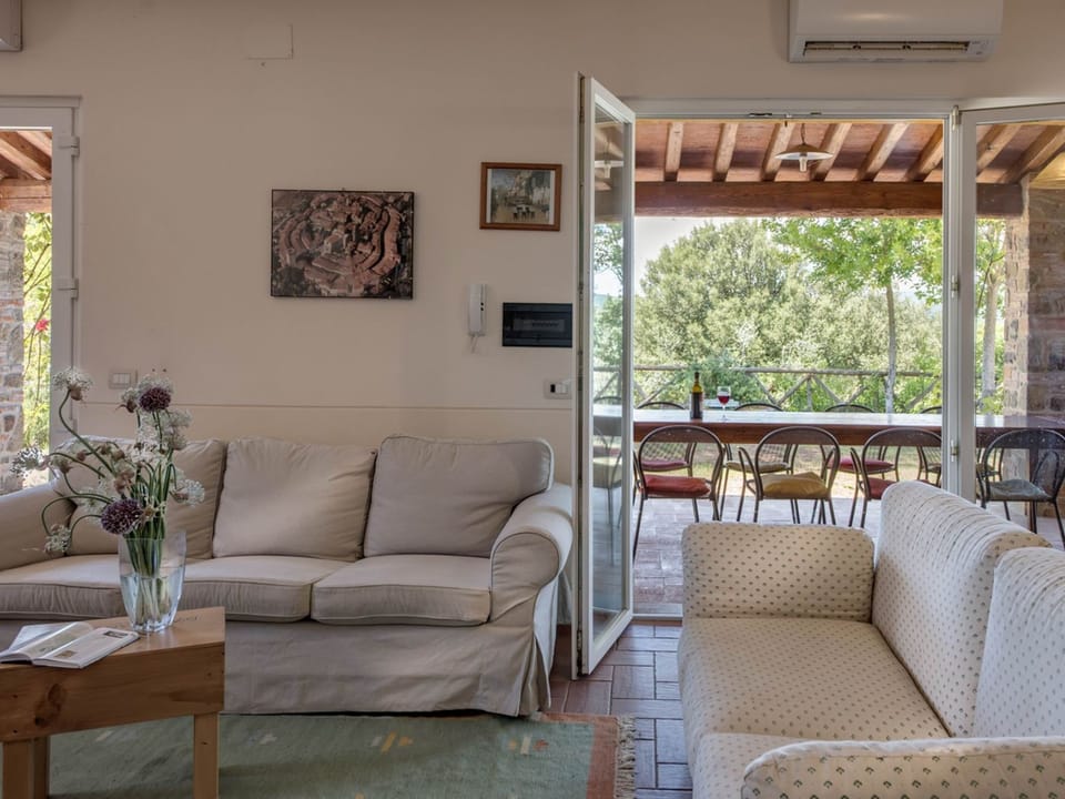 Villa Bellaria mit Pool und Klimaanlage Vacation rental in Tuscany