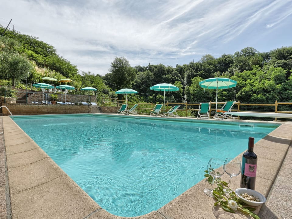 'Historic Palace' mit Terrasse Vacation rental in Tuscany