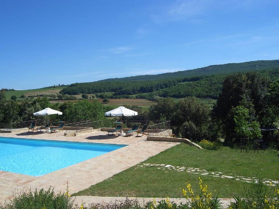 Robin Mascie Apartment in Tuscany