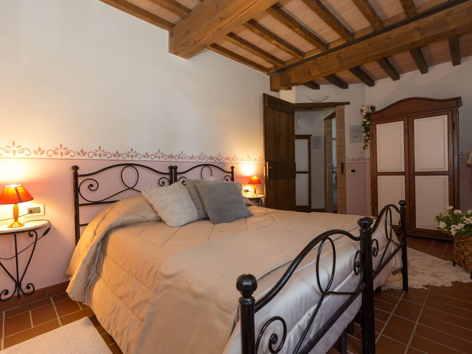 "Granatapfelkanal Apartment in Tuscany