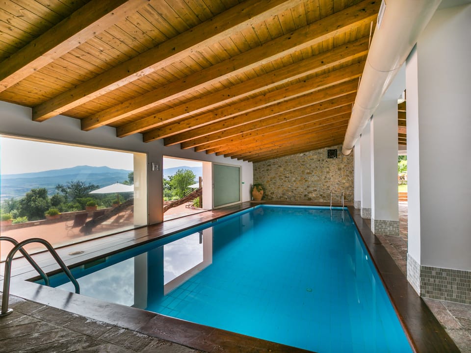 Pool Indoor