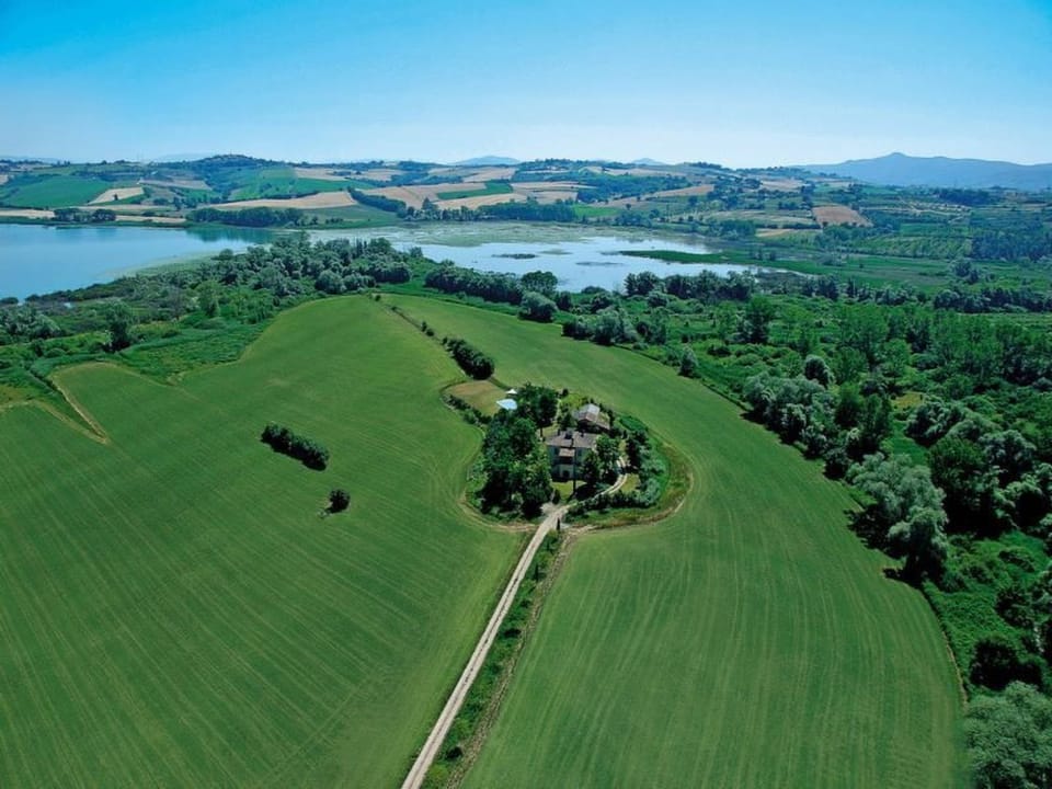 Villa mit privatem Pool in der Nähe von Chiusi Vacation rental in Umbria