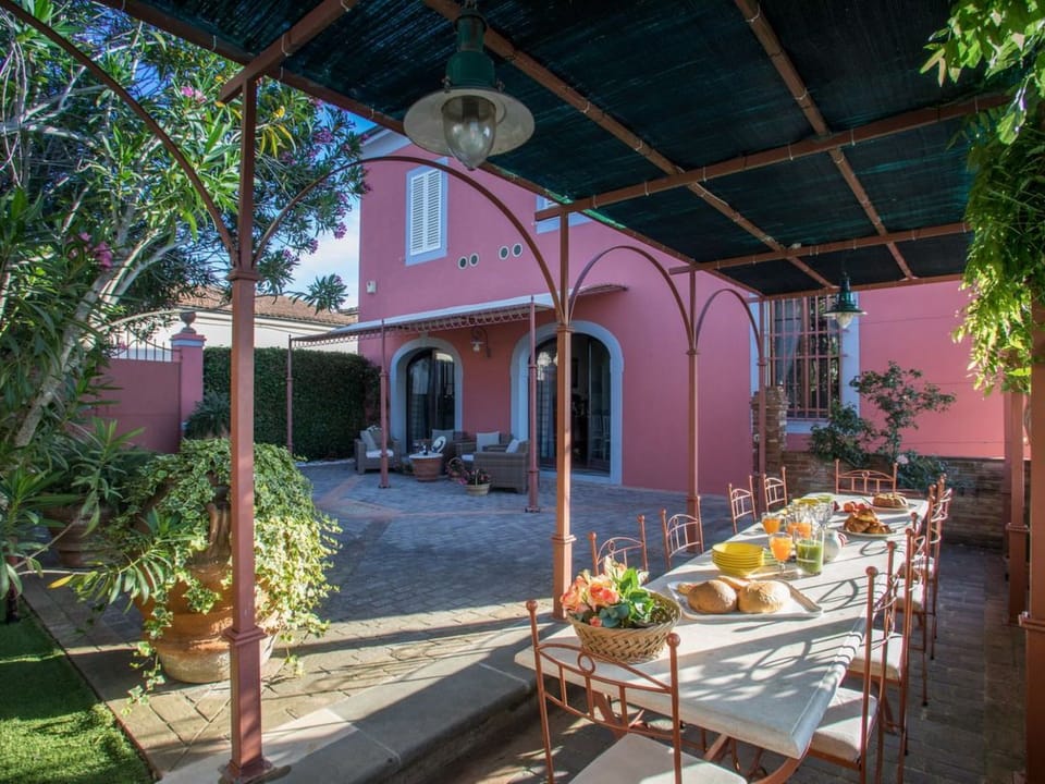 Luxuriöse Villa mit privatem Pool in der Nähe von Pisa Volterra Vacation rental in Tuscany