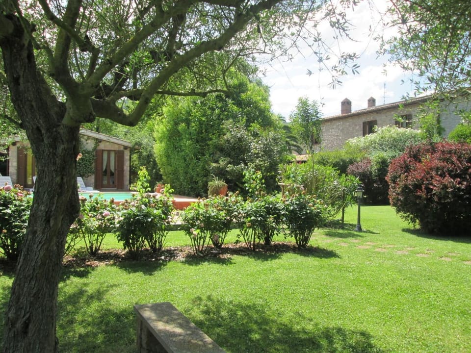 Villa mit privatem Pool 70 Kilometer von Rom ent Vacation rental in Umbria