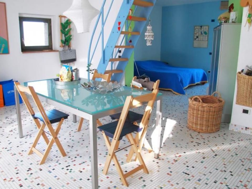 Studio mit Balkonblick ins bergige Grüne Apartment in Umbria