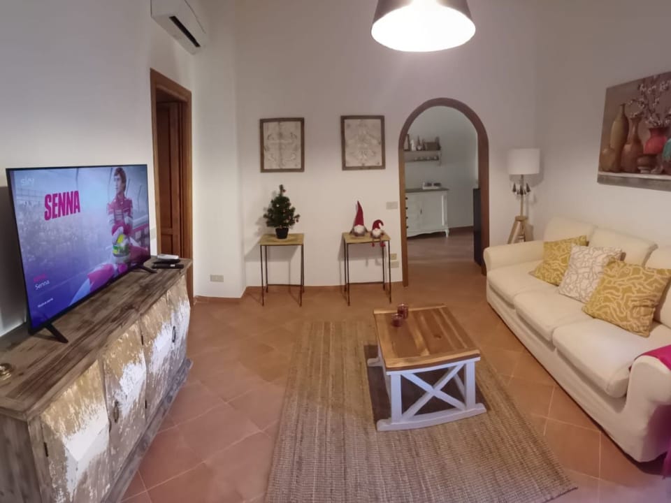 'KiKi House Bracciano' Apartment in Bracciano