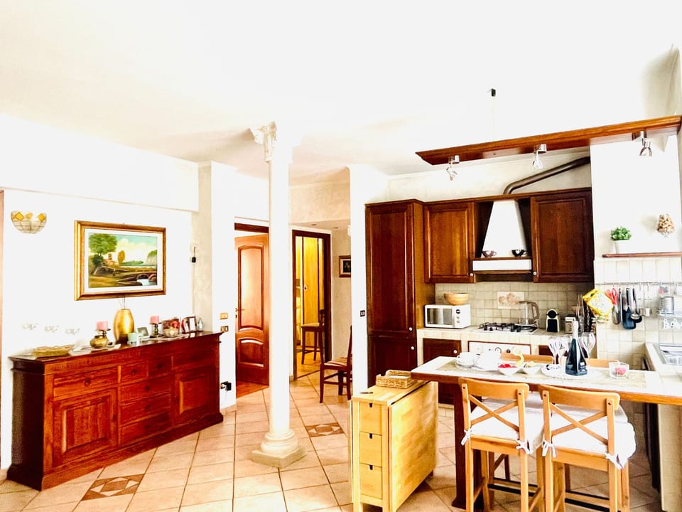 Kitchen / Dining Room