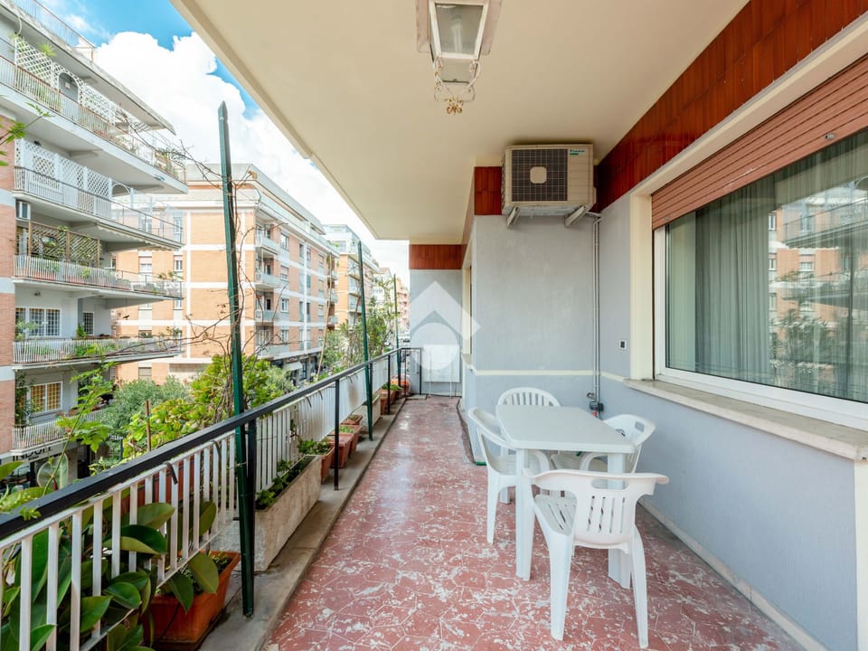 mit Terrasse Apartment in Rome