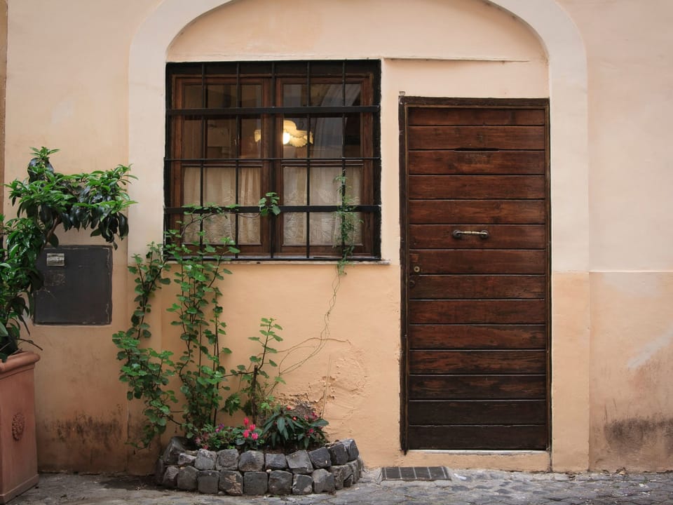 1372155 Apartment in Rome