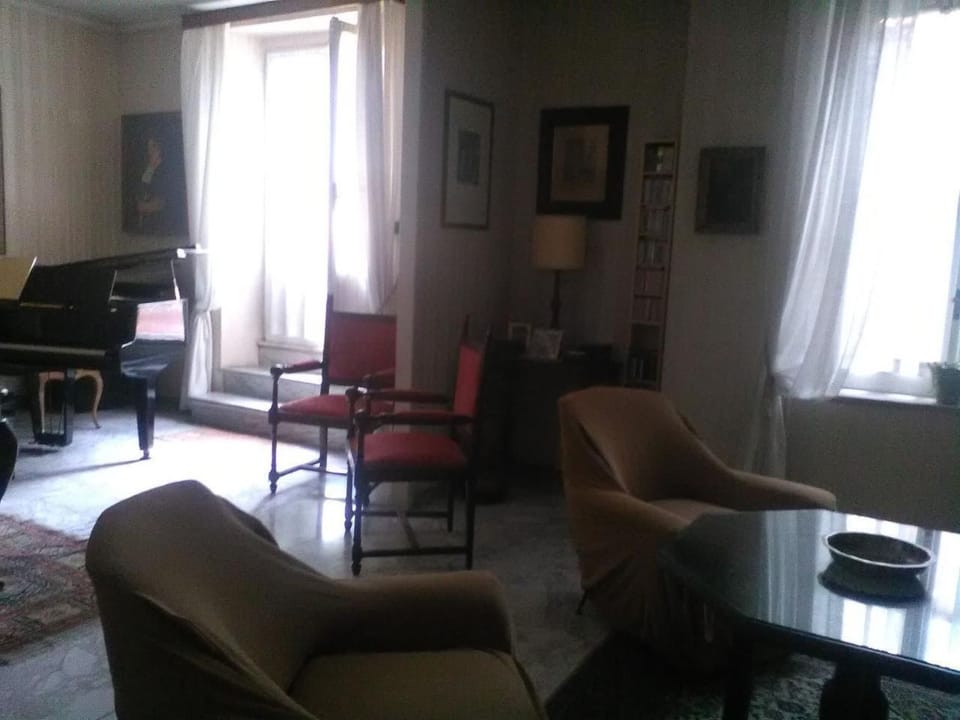 Nahe Rom mit Terrasse und einem Flügel Apartment in Lazio