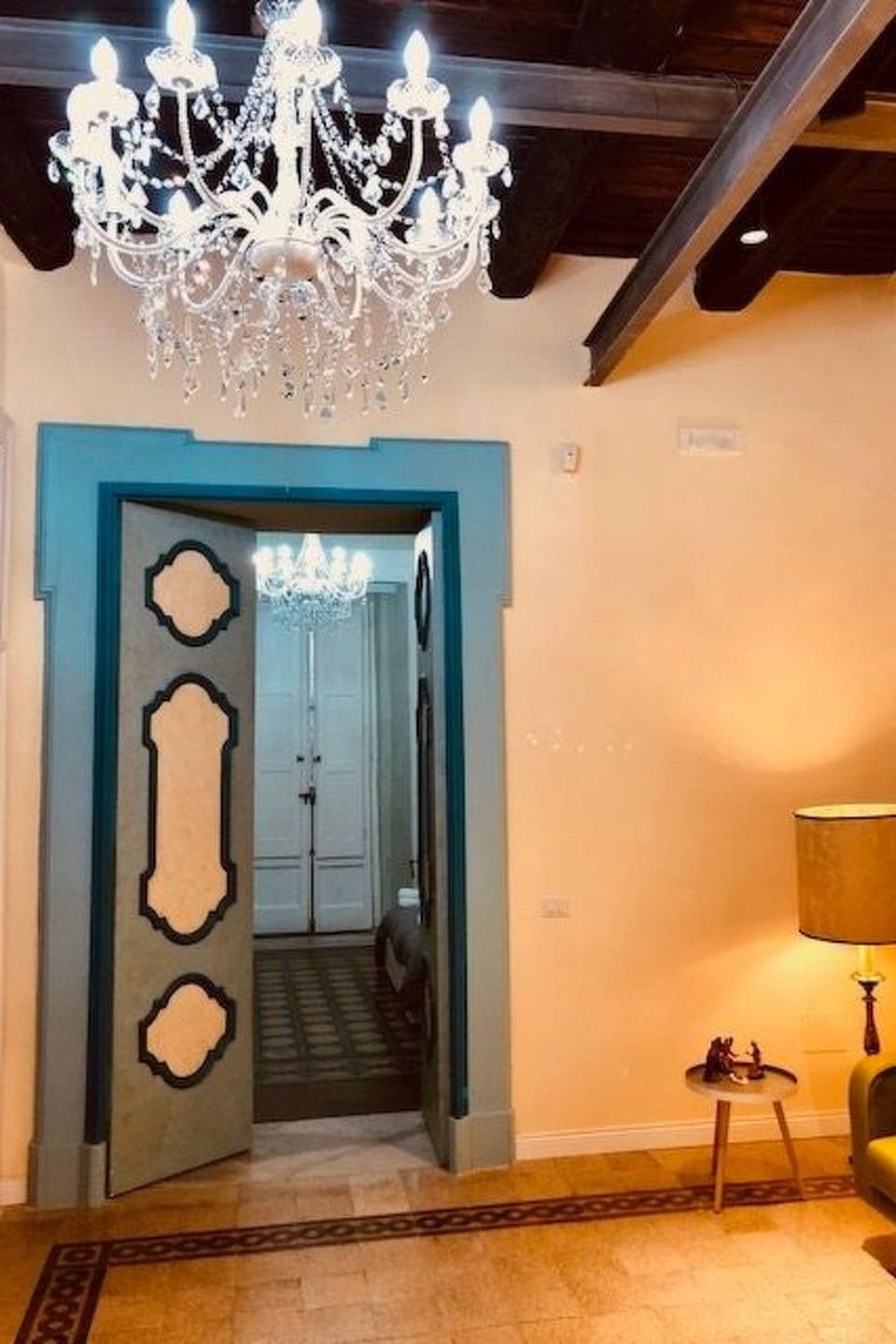 Große Duomo-Wohnung im historischen Zentrum Apartment in Naples
