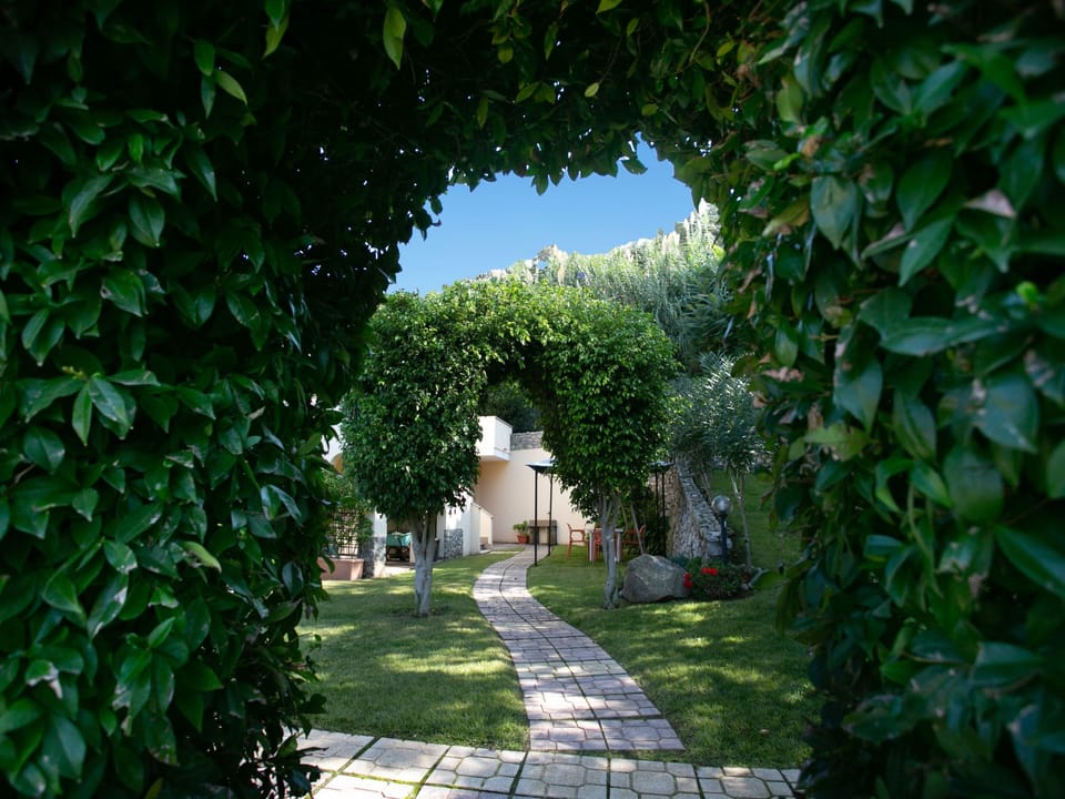 Komfortwohnung mit Garten - 70 m vom Meer entfernt Apartment in Calabria