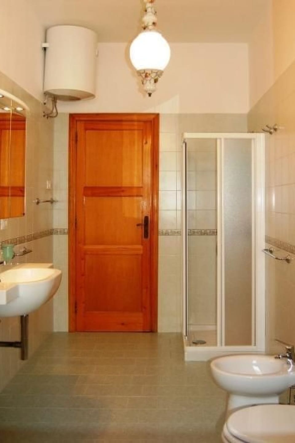 Bathroom / Wellness