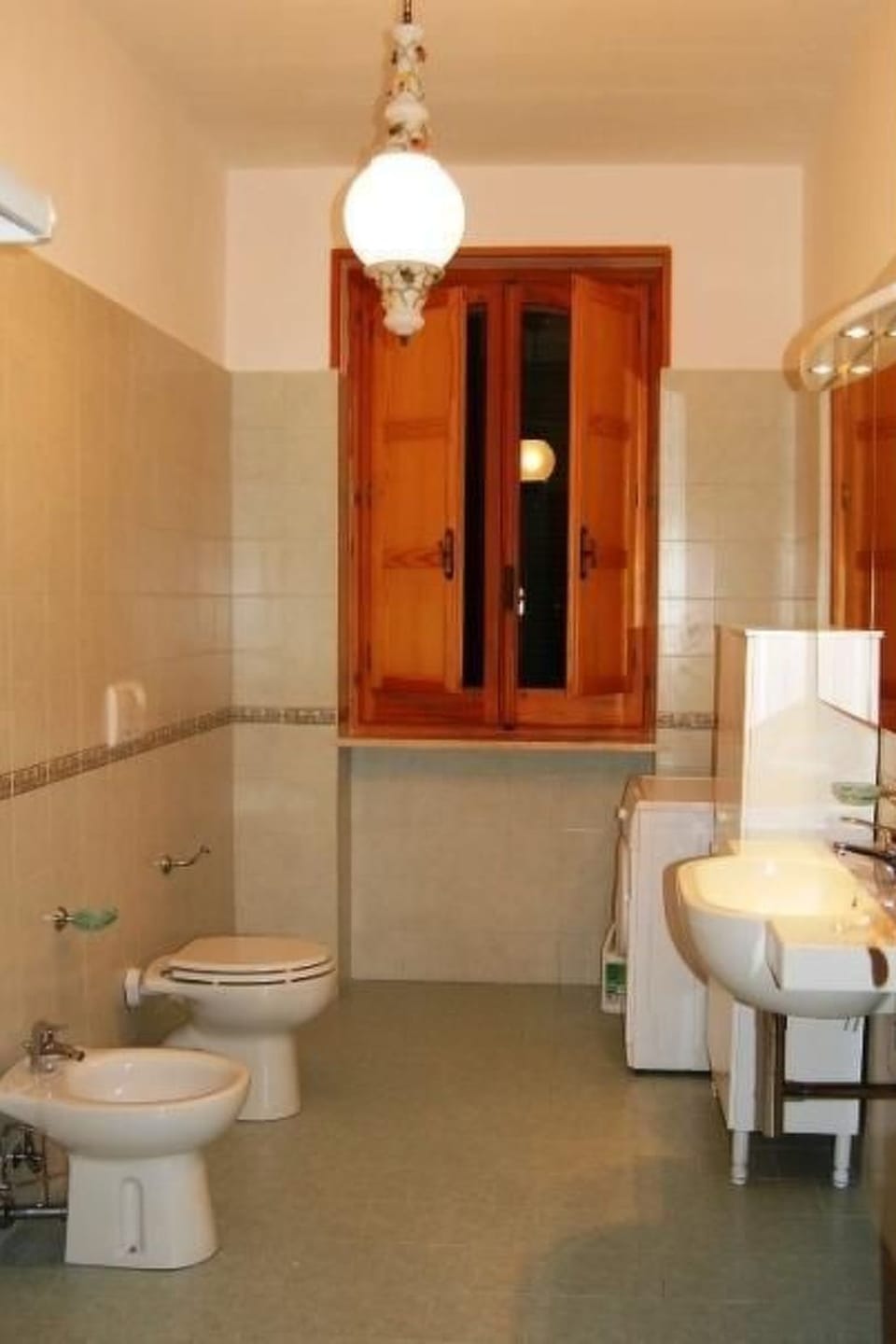 Bathroom / Wellness