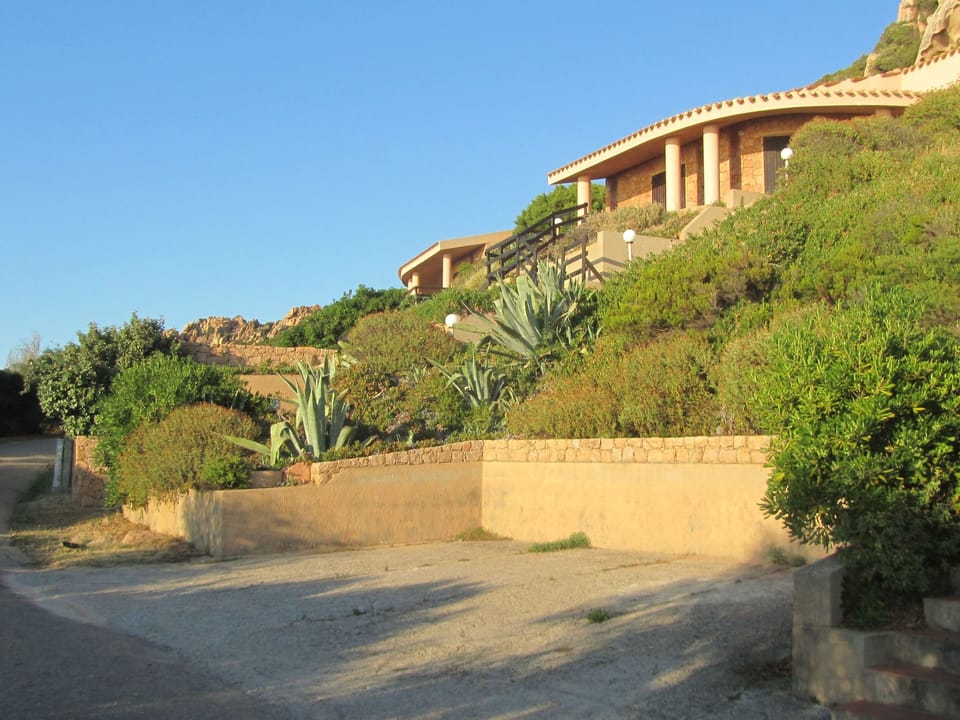 Villini Lu Ciuoni außergewöhnlichen Meerblick. Apartment in Sardinia