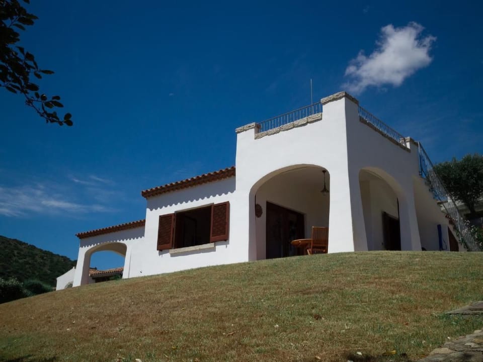 Wohnung 'Resacca' mit Wasserblick Apartment in Sardinia