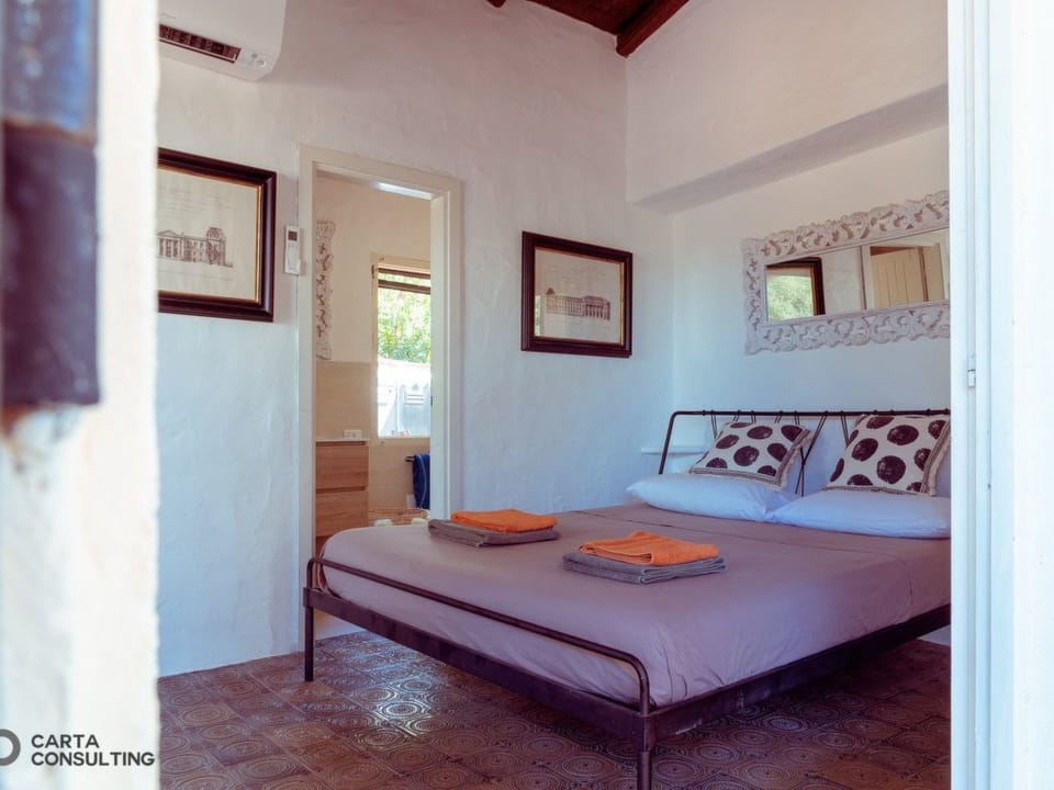 Haus in Punta Molara mit privatem Parkplatz Vacation rental in Sardinia