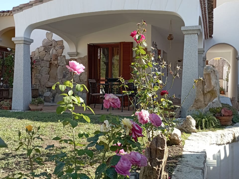 Haus Le Rose Vacation rental in Sardinia
