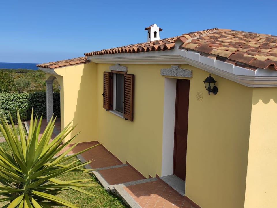 mit Wasserblick Vacation rental in Sardinia