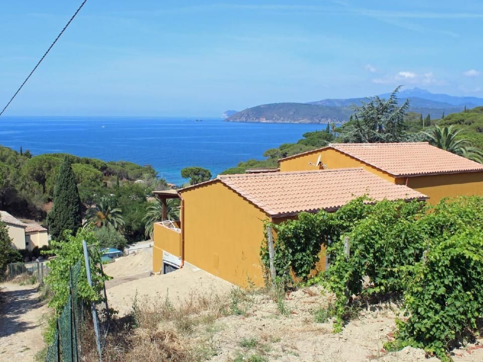 'Artemis2' mit Terrasse Apartment in Capoliveri