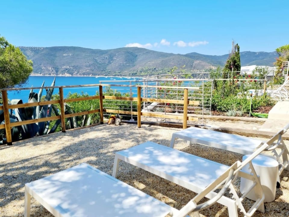 Apt. Trudy , Charme nur ein paar Schritte vom Meer entfernt Apartment in Lacona