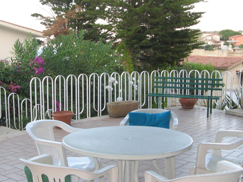 Villa Aliotis 200m vom Meer entfernt Vacation rental in Alcamo
