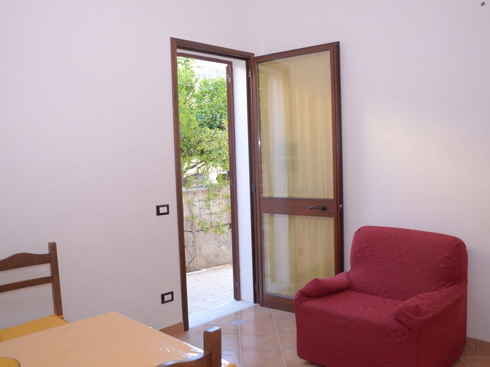 Wohnung in Custonaci mit Kleinem Garten Apartment in Sicily