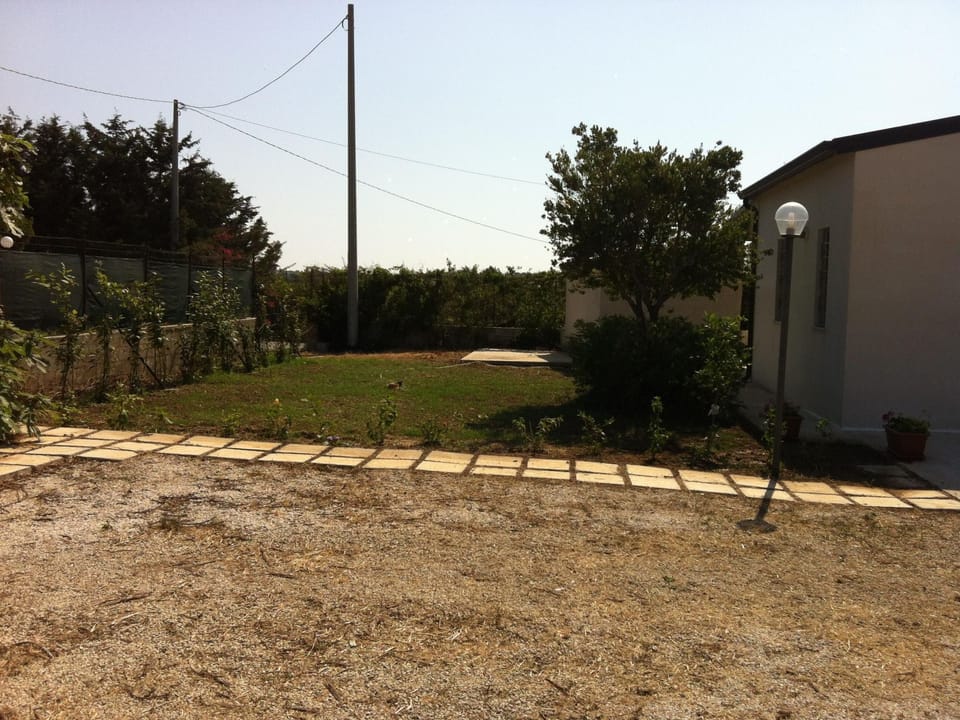 ebenerdig auch für Rollstuhlfahrer geeignet mit Terrasse und Parkplatz Vacation rental in Sicily