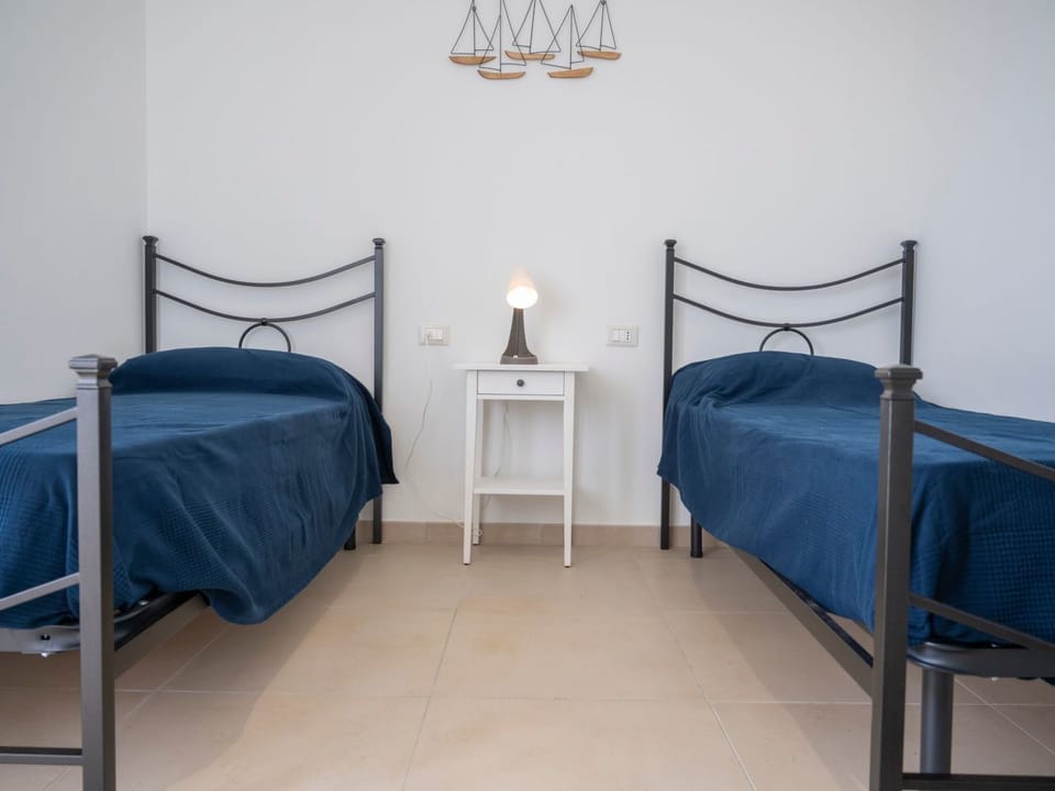 Wohnung 'Cicirata Sea Beach Apartment in Sicily