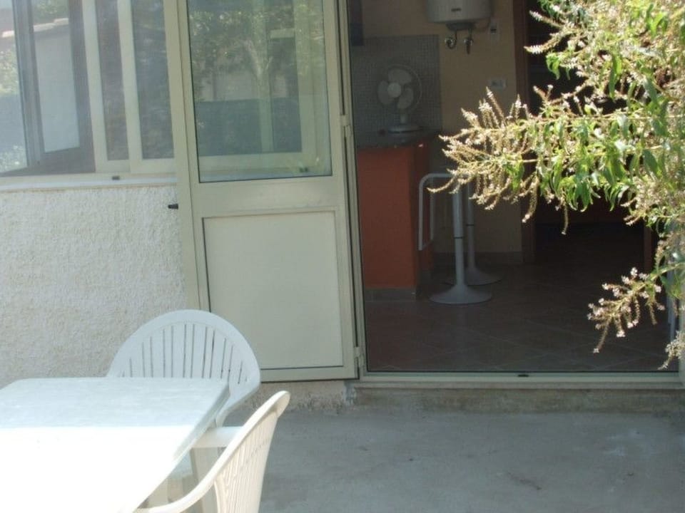 Appartamento Giallo Apartment in Fontane Bianche