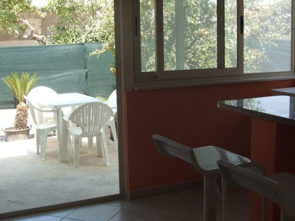 Appartamento Giallo Apartment in Fontane Bianche