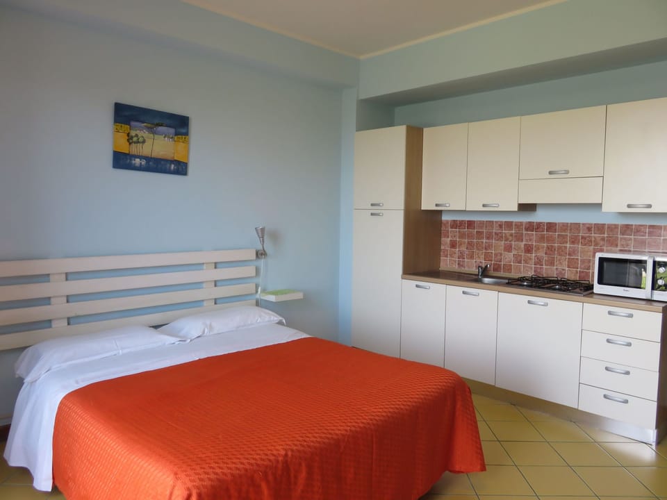 Einzimmerwohnung mit Terrasse Apartment in Acireale