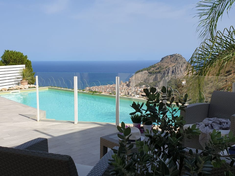 mit Privatpool für 10 Personen in Cefalù, Sizilien Vacation rental in Sicily