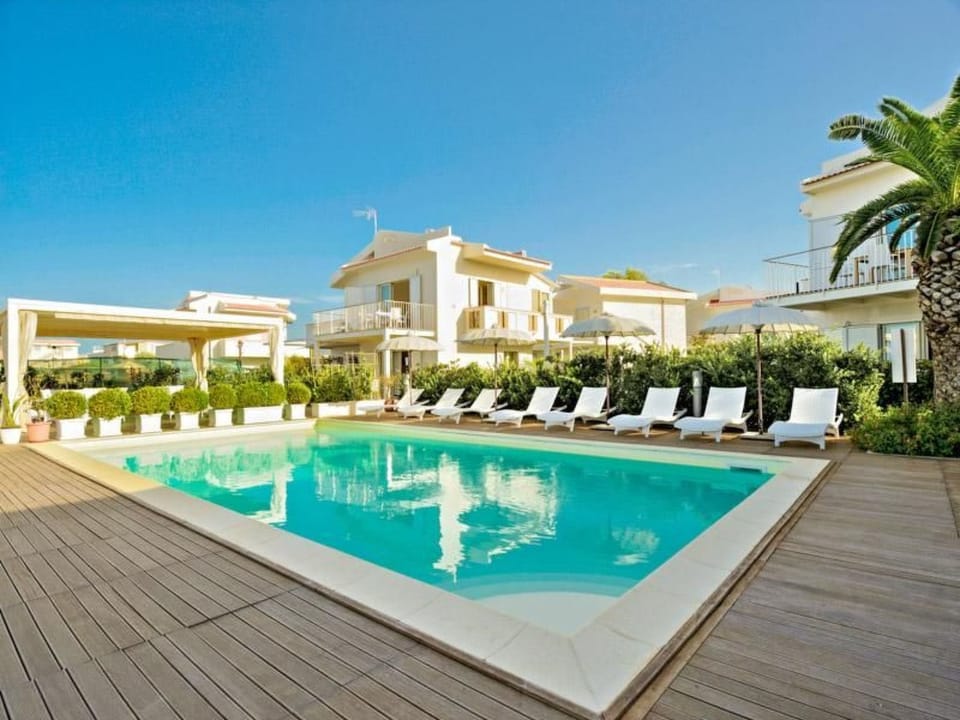Wohnung mit Grill, Terrasse und Pool Apartment in Sicily