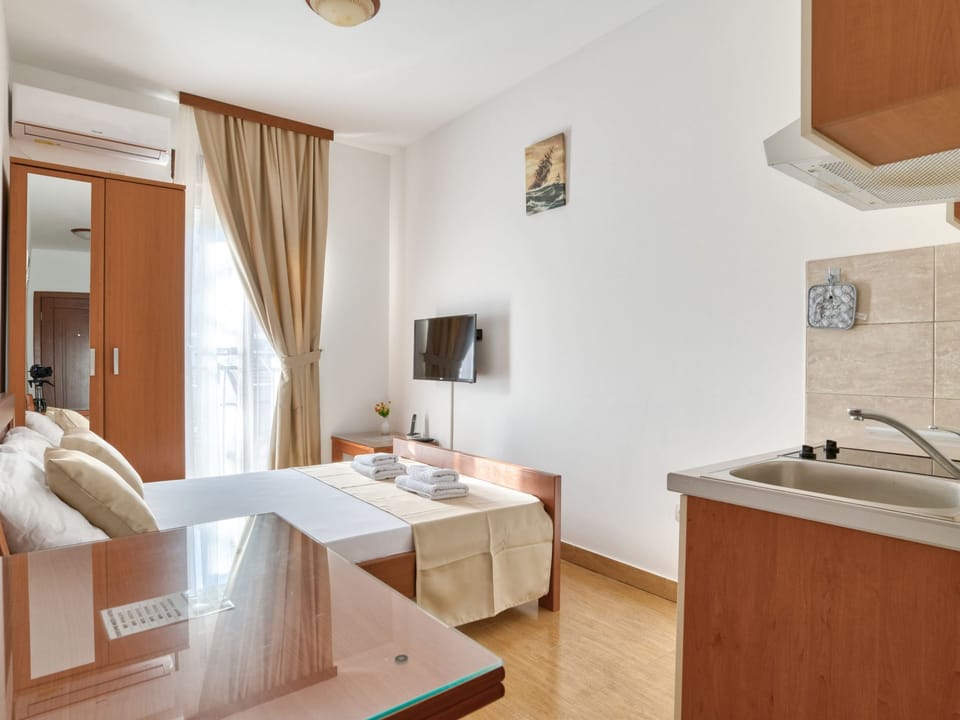 Wohnung "Studio" ohne Terrasse Apartment in Kotor Municipality