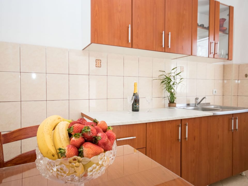 Fünf-Bett-Appartement Apartment in Montenegro